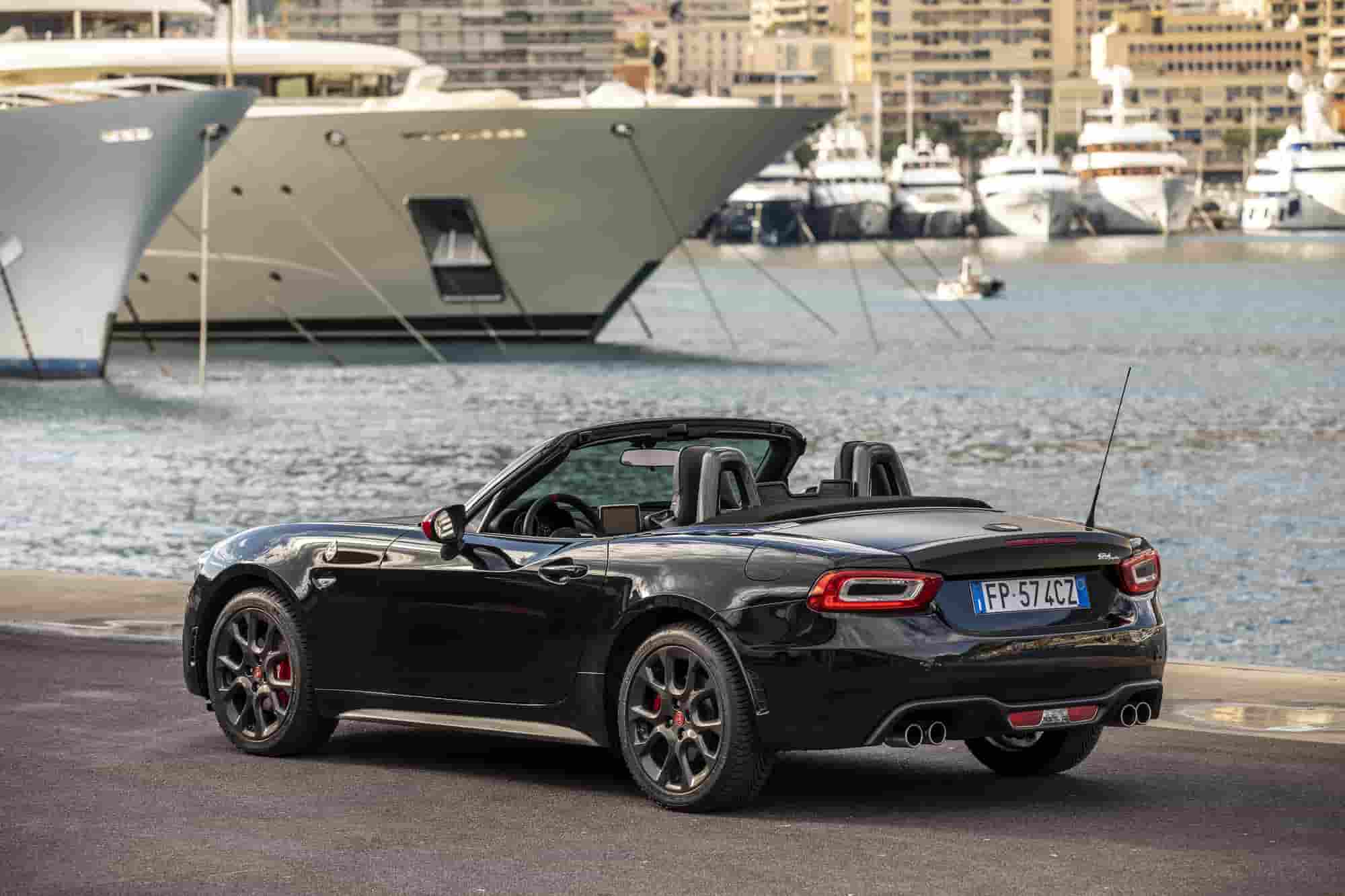 124 спайдер. Фиат 124 Spider Abarth. Fiat 124 Spider. Fiat 124 Spider 2019. Fiat 124 Spider Hardtop.