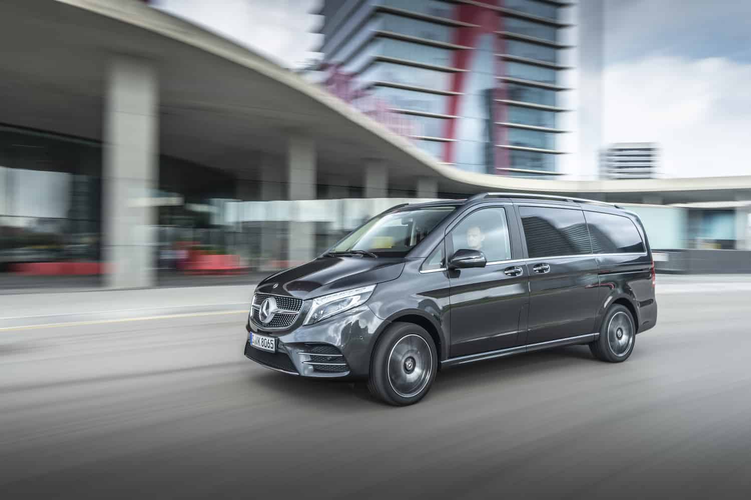 Mercedes Benz v class v300